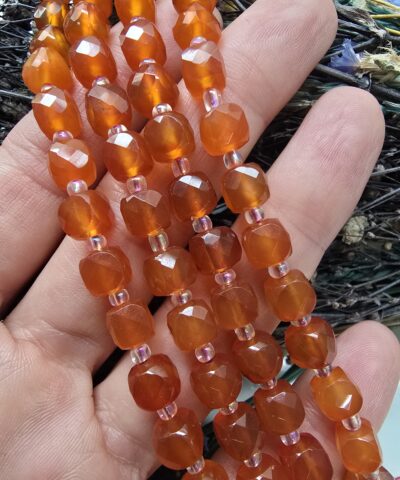 7x7 MM Faset Kesimli Küp Karnelyan Akik Taşı