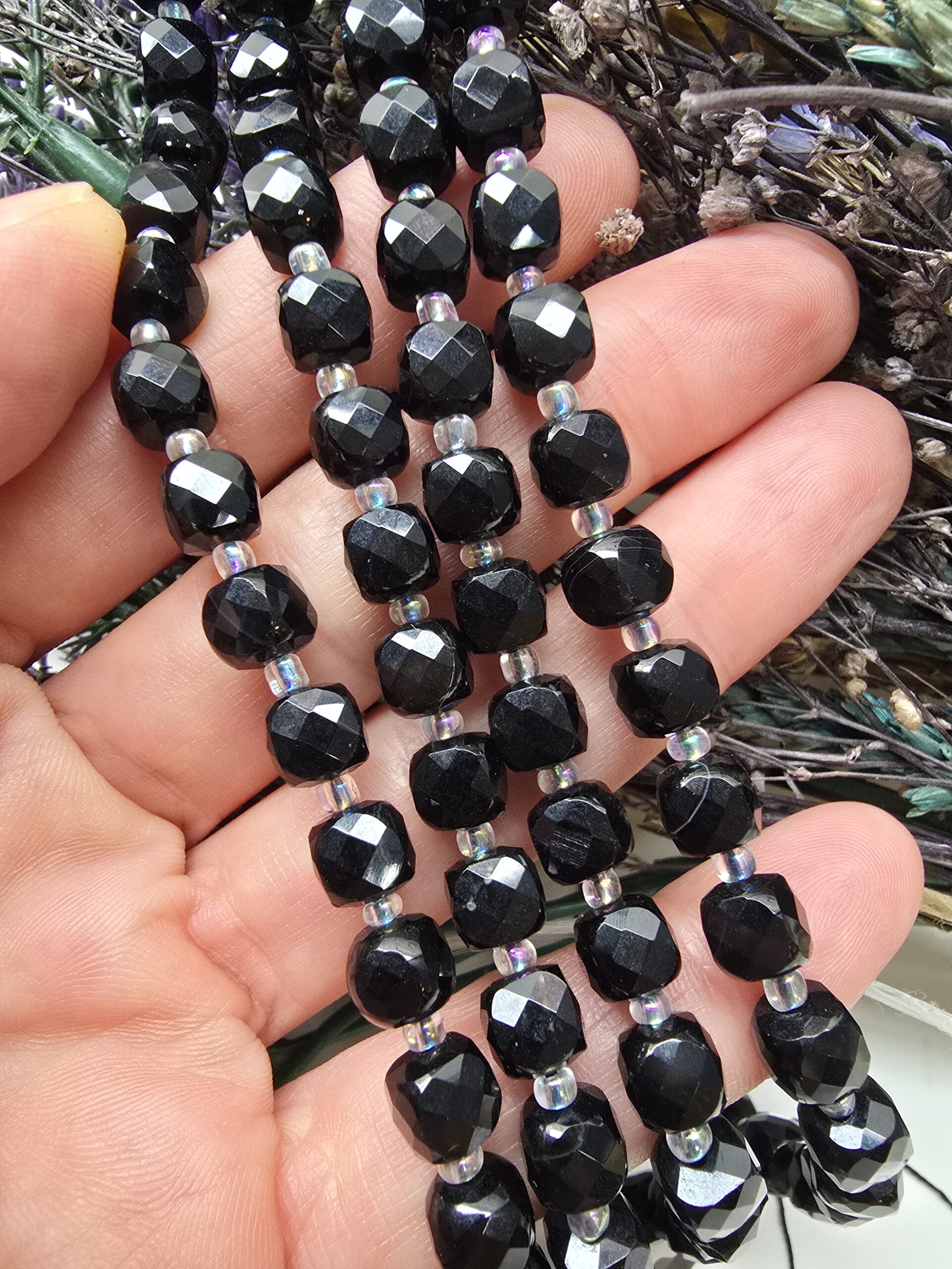 7x7 MM Faset Kesimli Küp Siyah Akik Taşı
