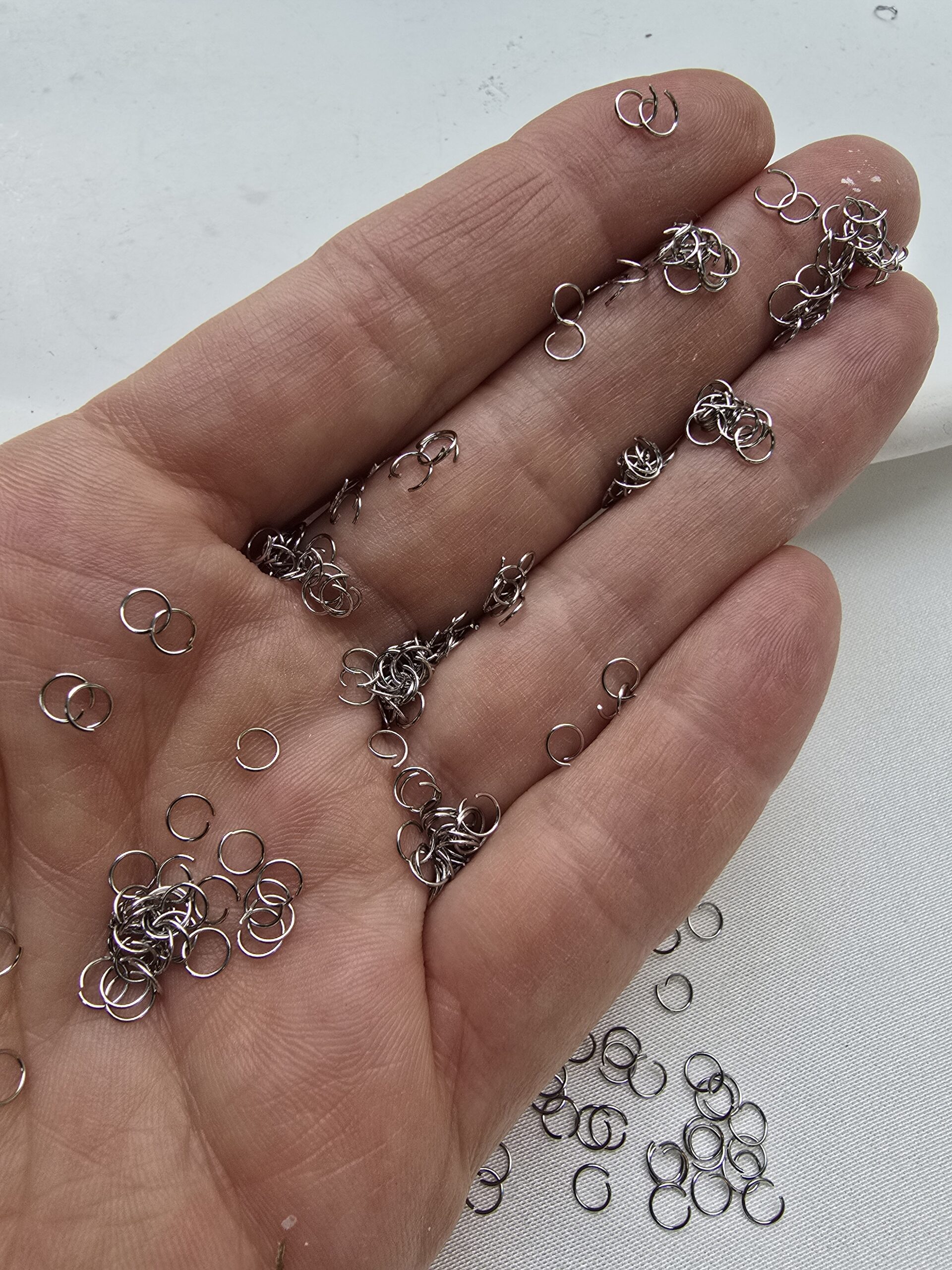 0.4x4 MM Stainless Steel Siyah Çelik Halka